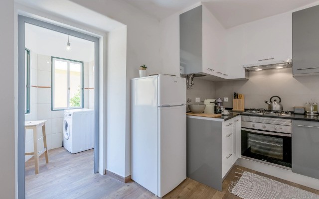 RomanticHome at Alfama's Heart