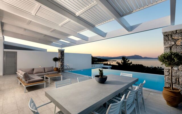 Lindos Hill Villas