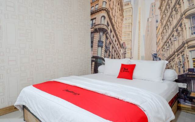 Omar Hotel by Reddoorz