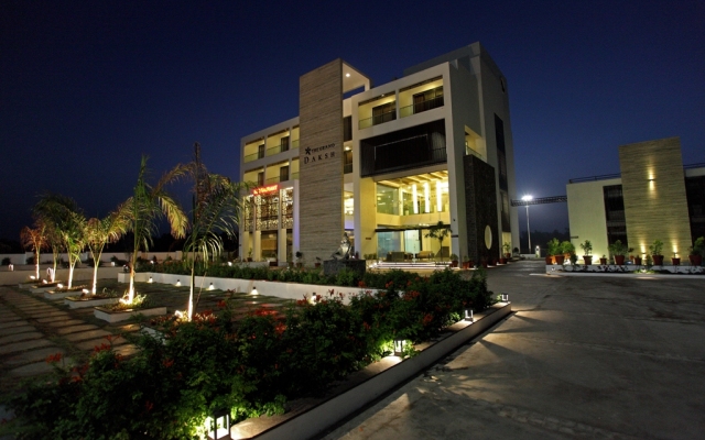 Hotel The Grand Daksh Somnath