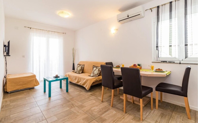 Nice Home in Premantura With Wifi and 1 Bedrooms