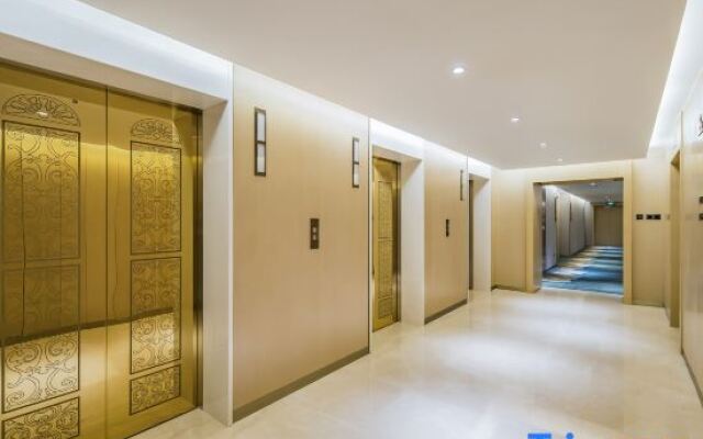 Beijing Ruyi Business Hotel