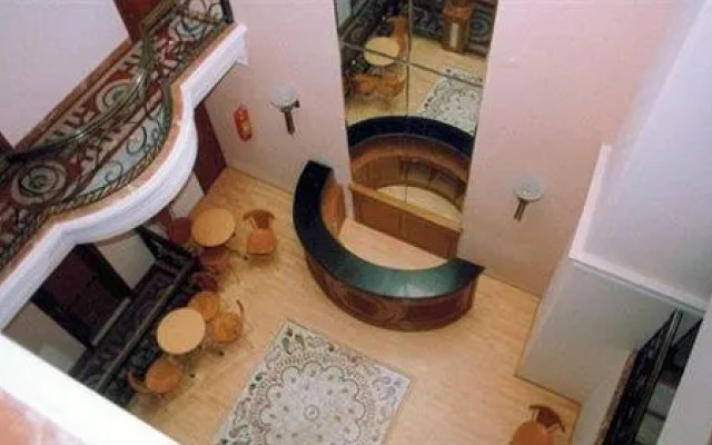 OYO 3865 Hotel Corporate Park