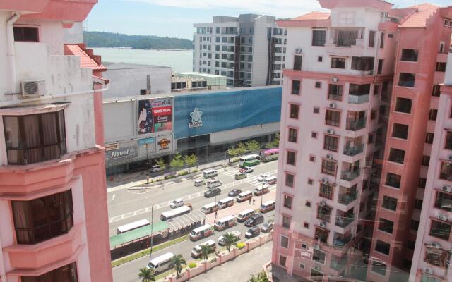 Ideal Holiday Apartment @Marina Court Resort Condominium