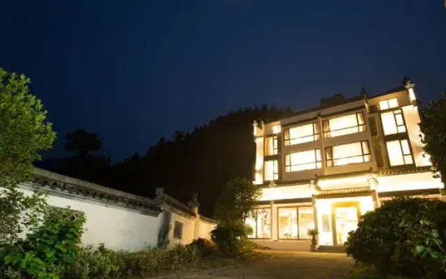ZhulinShanshe Hotel