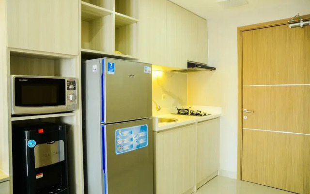 Sophisticated Studio at The Oasis Apartment