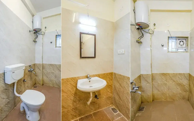 FabHotel Tristar Residency