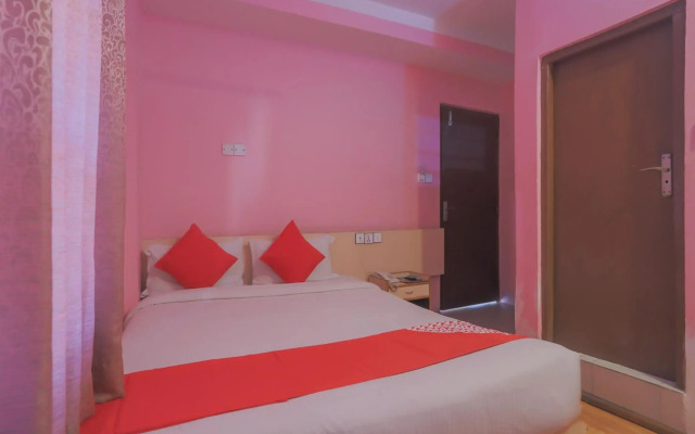 OYO 789 Hotel Shivam Plaza