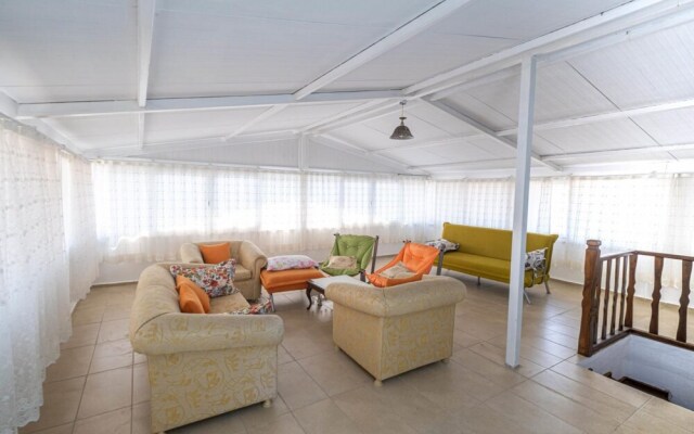 Lovely House Near Beach With Backyard in Fethiye
