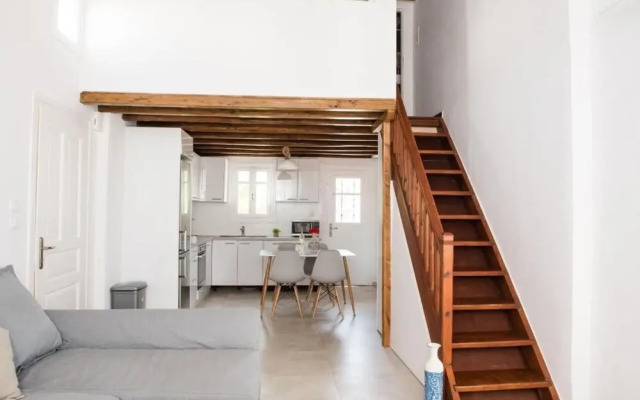 Glamorous 2BR Villa in Ornos w Sea View