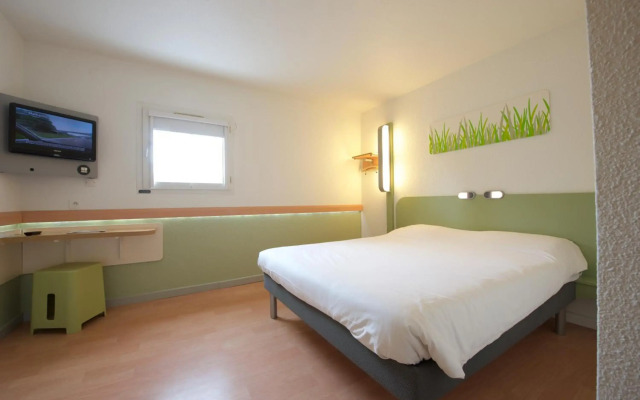 ibis budget Pau Lescar