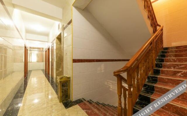 Haikou 6 + 1 Fashion Boutique Hotel