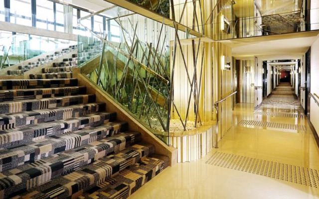 Regal Oriental Hotel