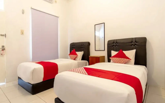 Oyo 2397 Umbu Residence