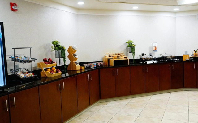 Fairfield Inn & Suites by Marriott Denver Aurora / Parker