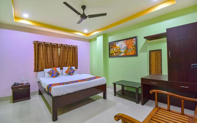 Fabhotel Knight Airways