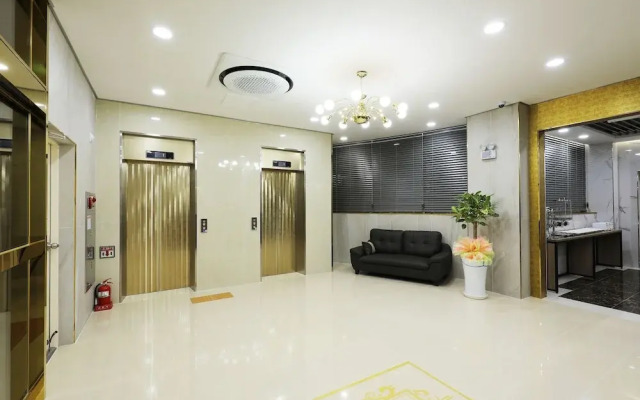 Hotel Grand Suite