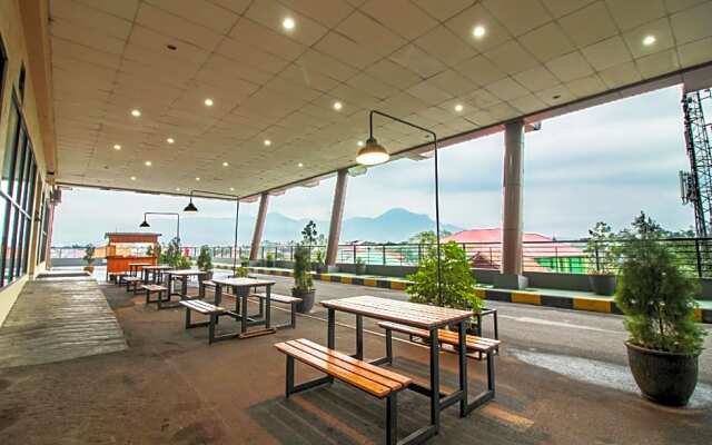 RedDoorz Apartment @ Tamansari Panoramic Soekarno