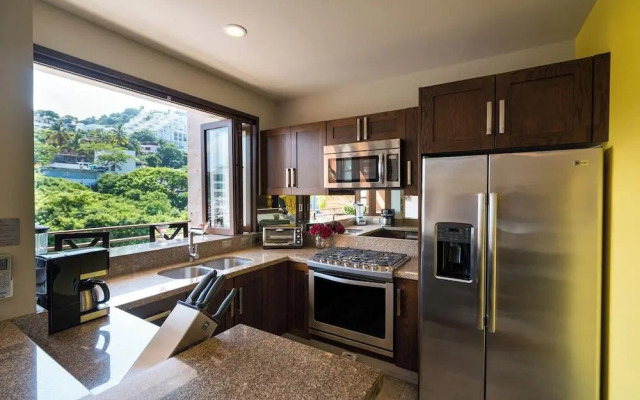 Pinnacle Resorts 220