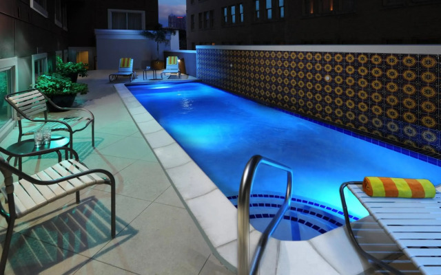 Courtyard Marriott Riverwalk