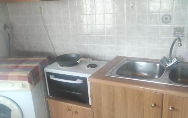 My Sisters House
