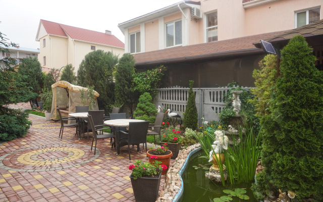 Золотой лев (Песчаное)