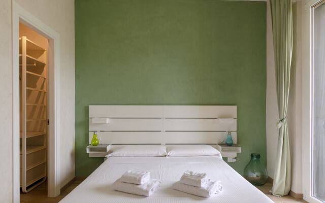 JOIVY Chic Chiavari Apt With 2 Spacious Terraces