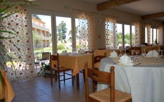 Hotel Pernes Les Fountaines