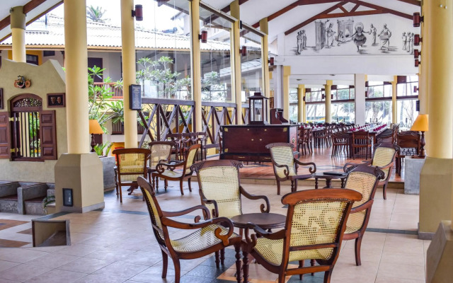 The Youth Hostel - It's a Youth Fame