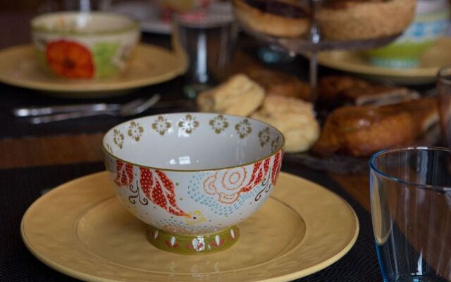 Red Mahone Bed & Breakfast