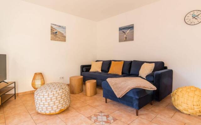 Holiday Apartment Coastal Love