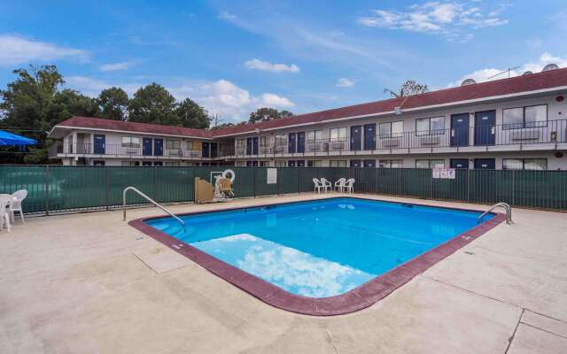 Motel 6 Meridian, MS
