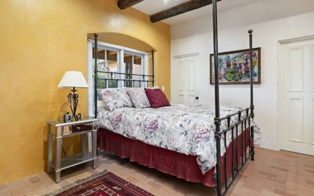 Arroyo Vista - Secluded Southwestern Luxury