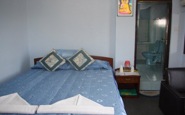 Hotel Travel-Inn