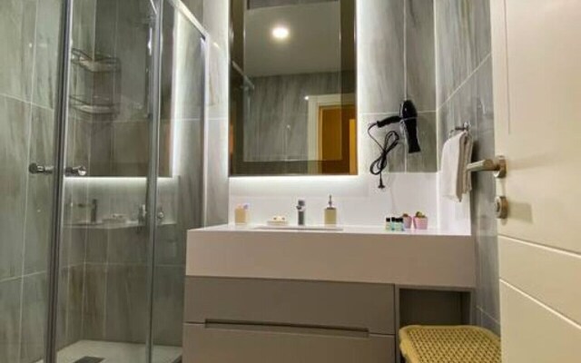 Exclusive1 1apartment With Terrace - Core Living