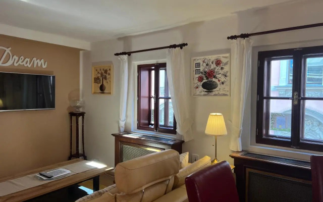 2-Floor Traditional Prague Apartment