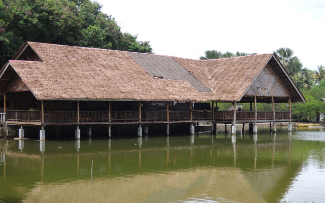 Papa Kit's Marina and Fishing Lagoon