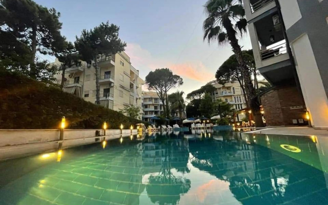 Hotel California Resort