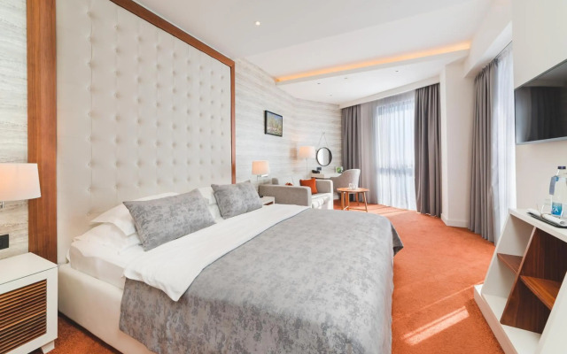 Kalamper Hotel & Spa