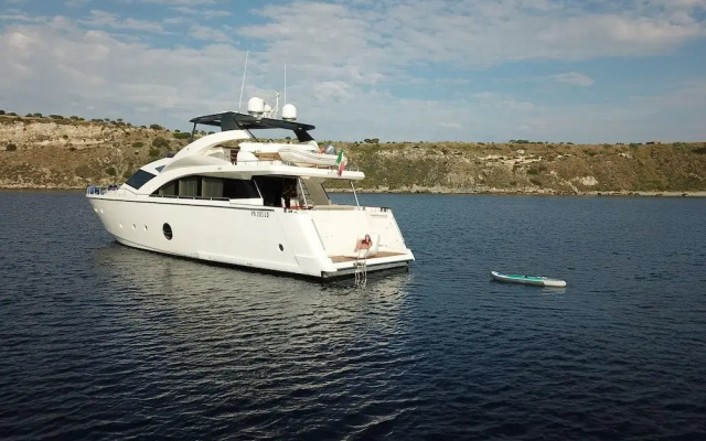 Italy Luxury Yacht Charter