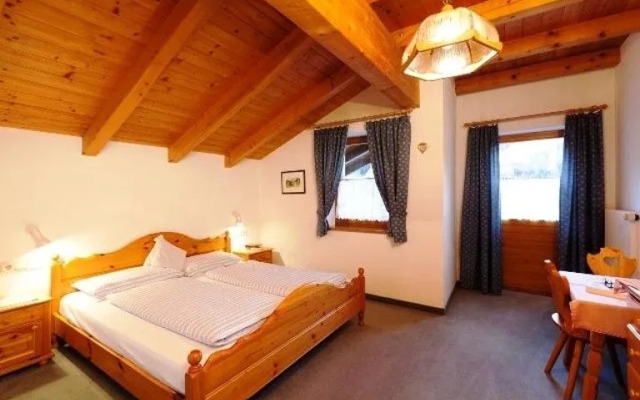 Hotel Pensione Veneranda