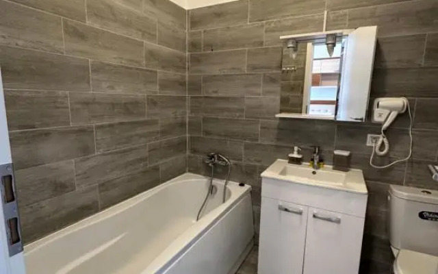 97 RENT House