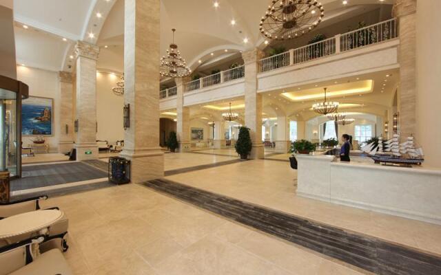 Yantai Blue Sky Hotel