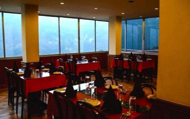Hotel Mayal Retreat