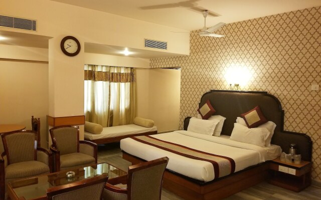 Hotel Sindhuri Park