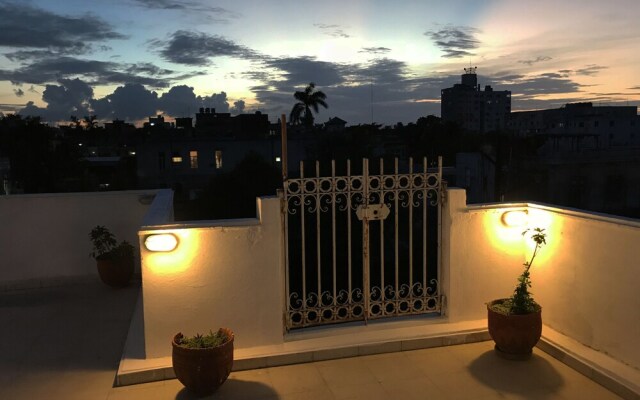 AHT Colonial Hostel
