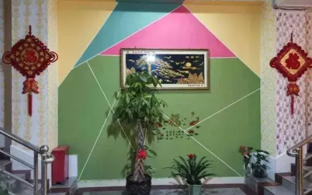 Yuxi Jinyan Hotel