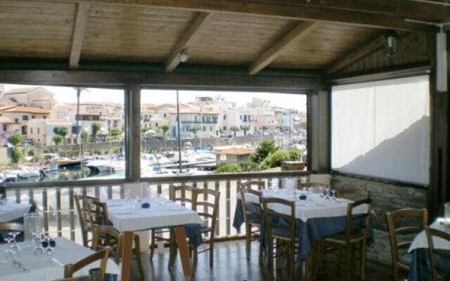 Lina Hotel