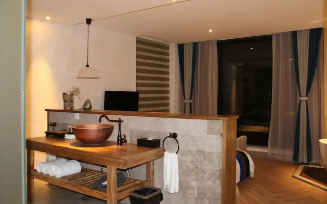 The Twelve Manor•Terraces Lodge