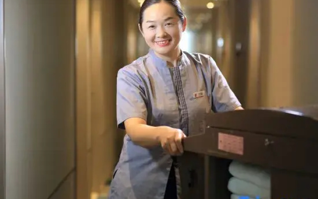 Homeinn Selected Hotel (Heyuan Asia's Tallest Fountain)